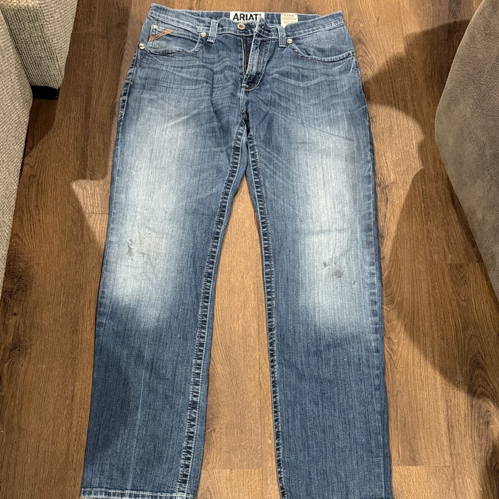 Ariat Men's Classic Straight Blue Jeans